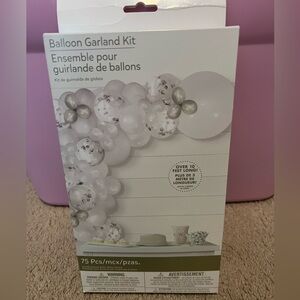 Balloon Garland Kit - White and Silver